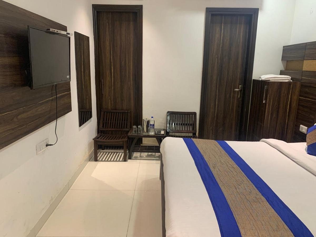Hotel Sb Residency Amritsar Eksteriør bilde