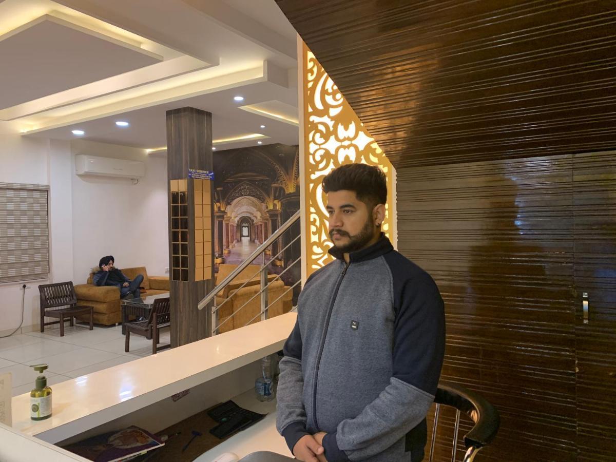 Hotel Sb Residency Amritsar Eksteriør bilde