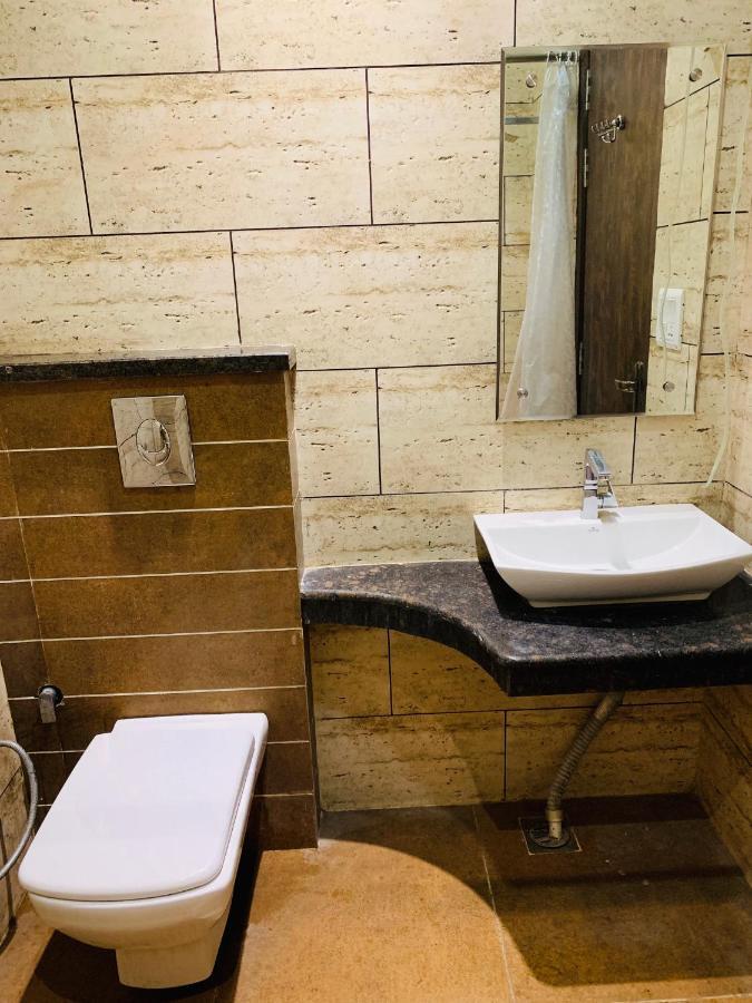 Hotel Sb Residency Amritsar Eksteriør bilde